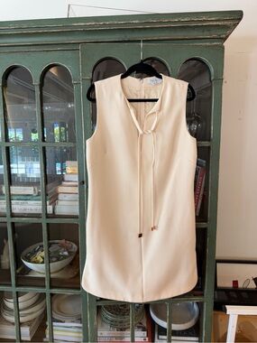 Gabriela Hearst ‘Zalman’ ivory wool shift dress with tie IT 44/ US 8-10